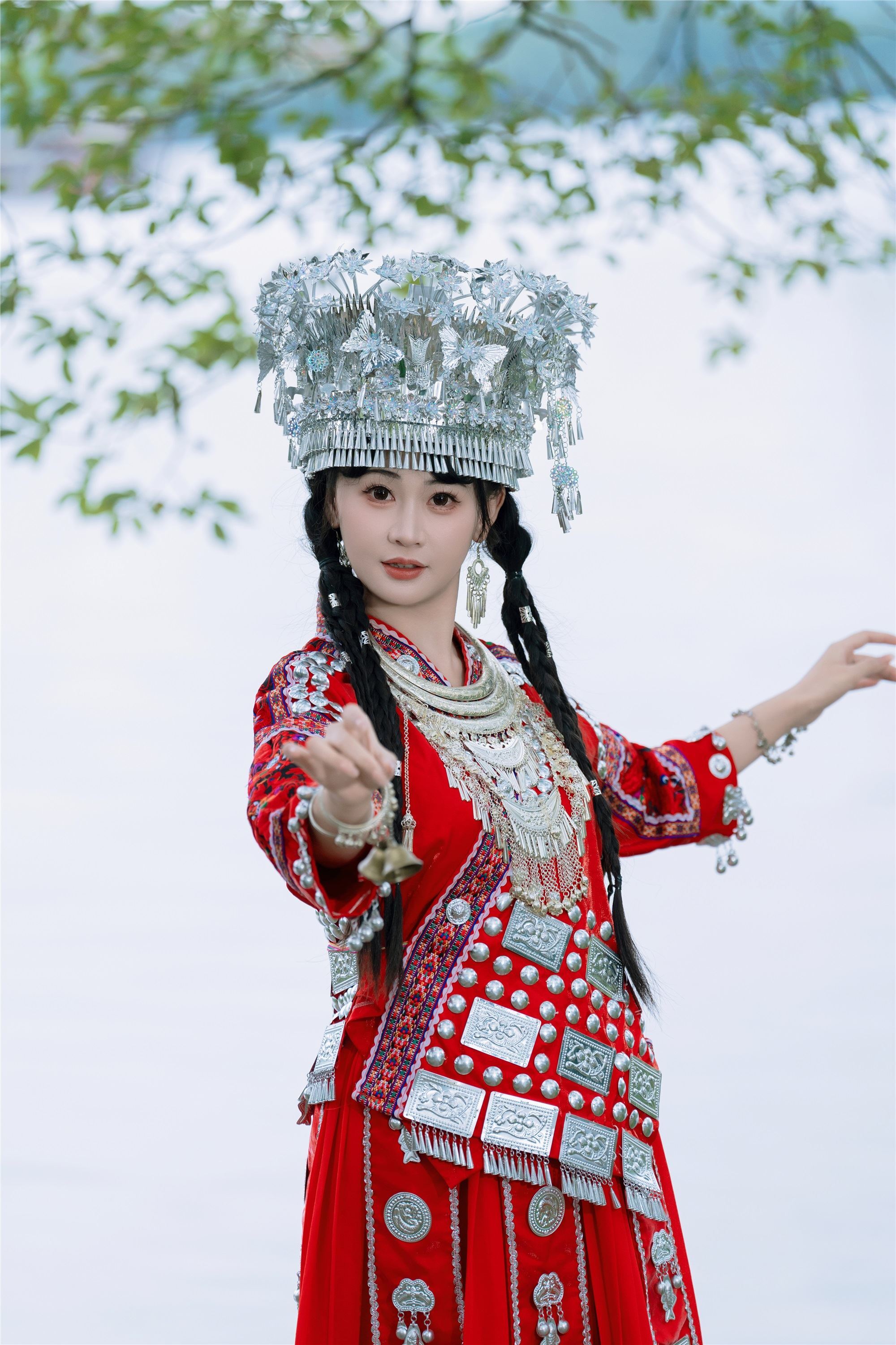 YITUYU艺图语 2025.01.20 可爱的苗疆少女 湫一只岁岁